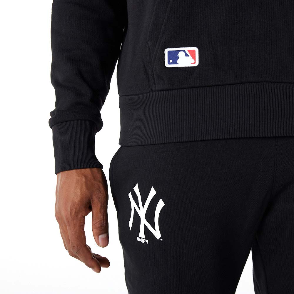 Felpa con cappuccio New York Yankees Essentials nera