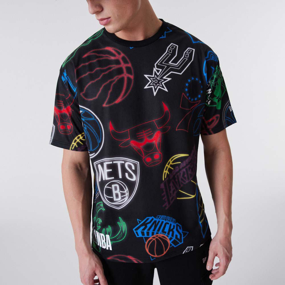 T-Shirt NBA All Over Print Neon Nera