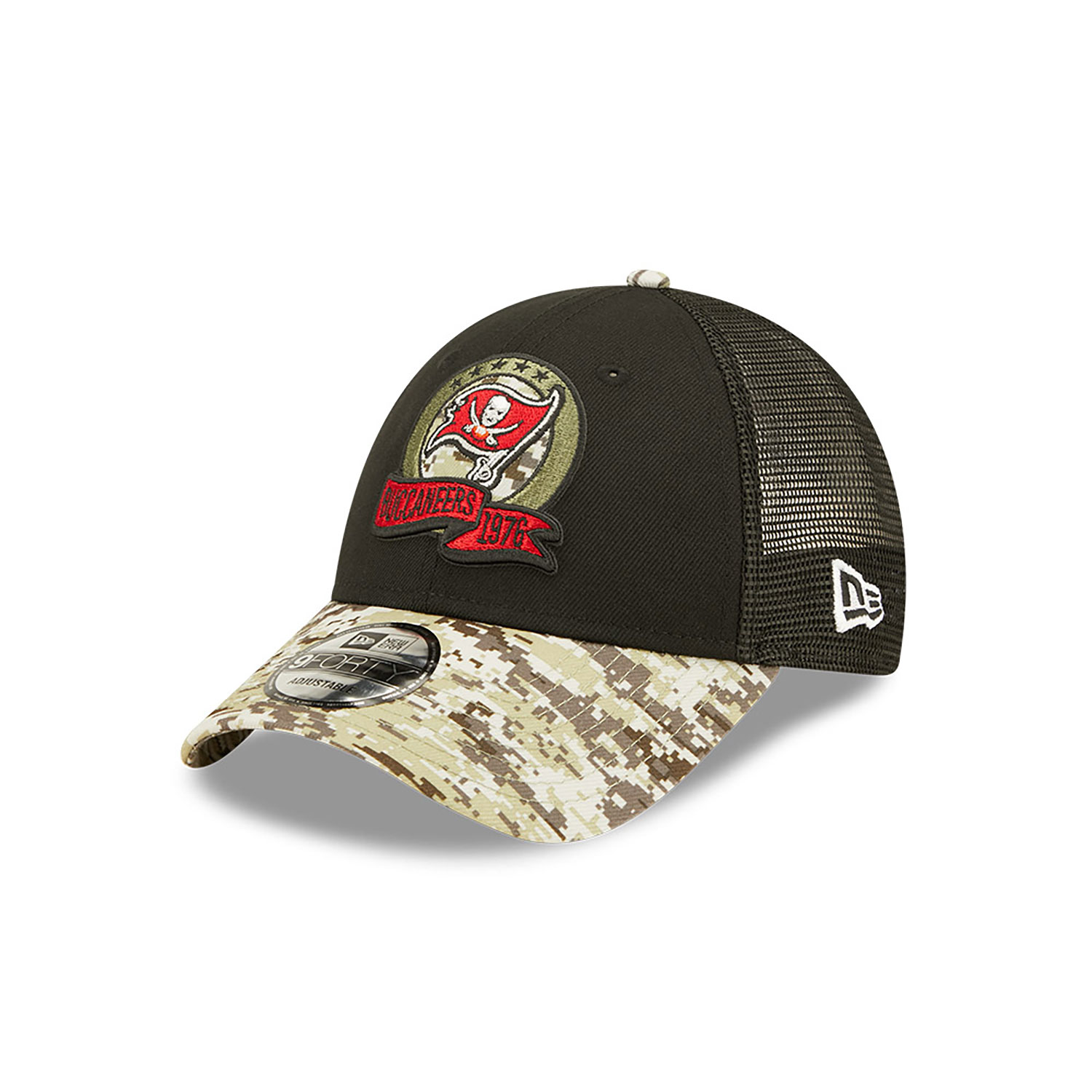 Cappellino 9FORTY Trucker Tampa Bay Buccaneers NFL Salute to Service Nero