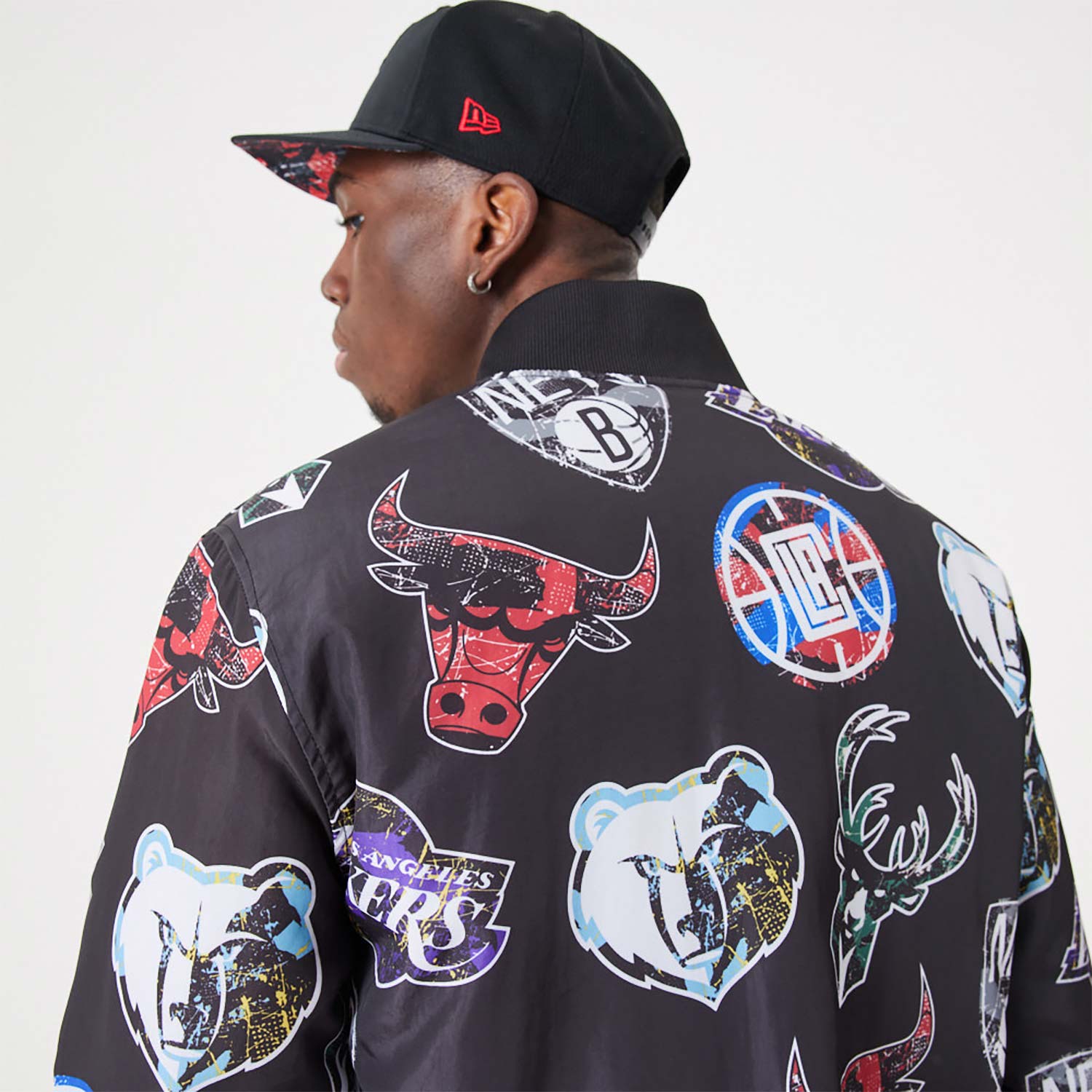 New Era NBA Chicago Bulls all-over print jacket in black