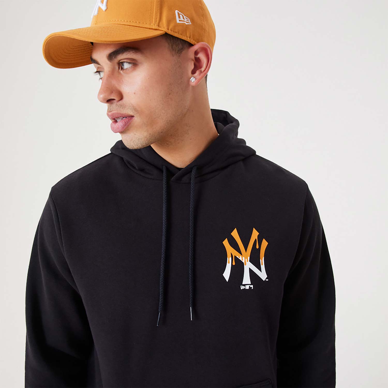 New York Yankees MLB Drip Logo Black Pullover Hoodie