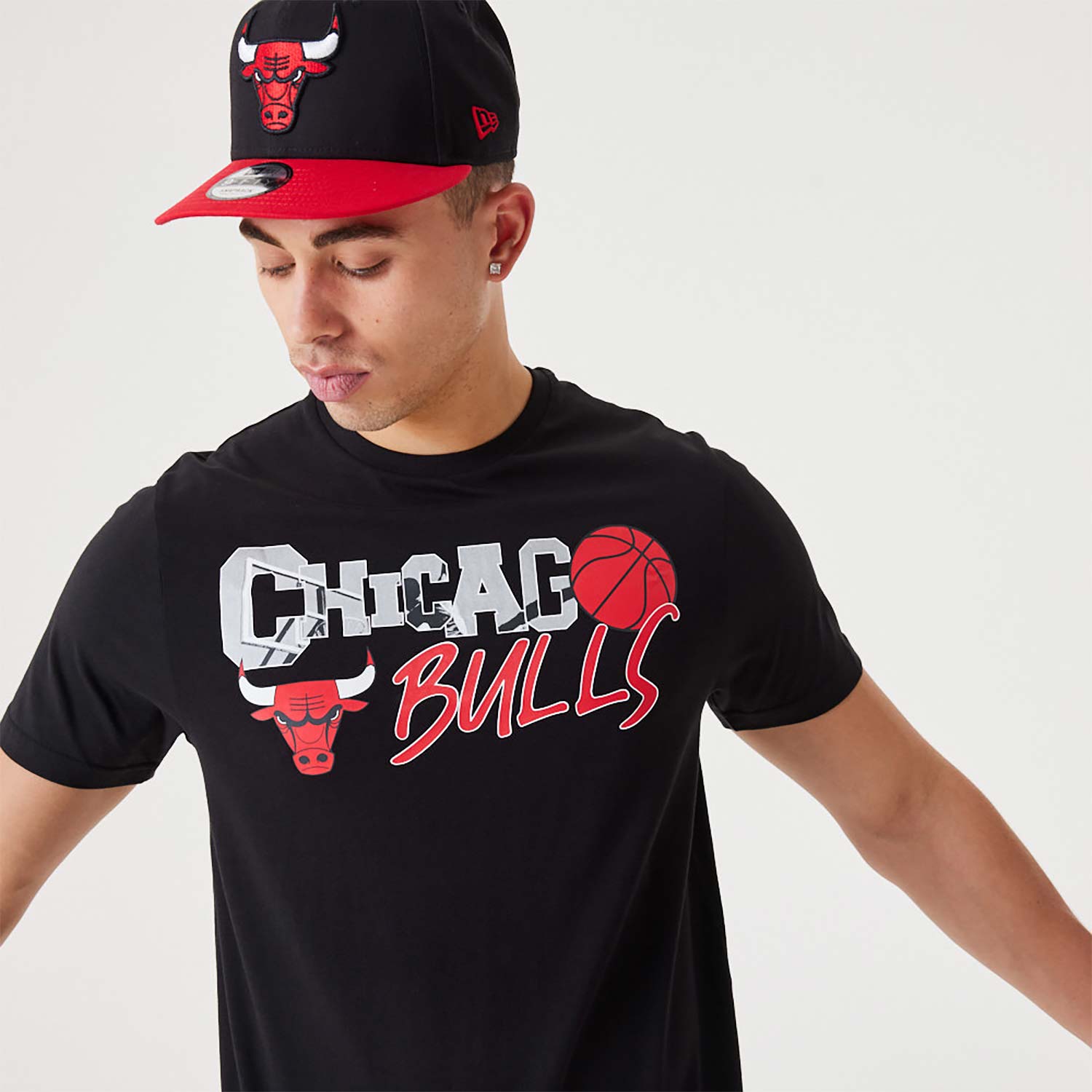 Chicago Bulls NBA Infill Graphic Black T-Shirt