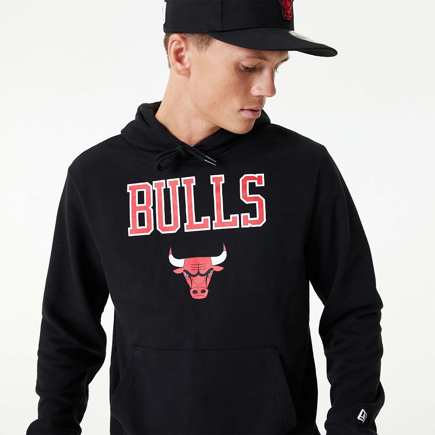 Chicago Bulls NBA Team Logo Black Pullover Hoodie