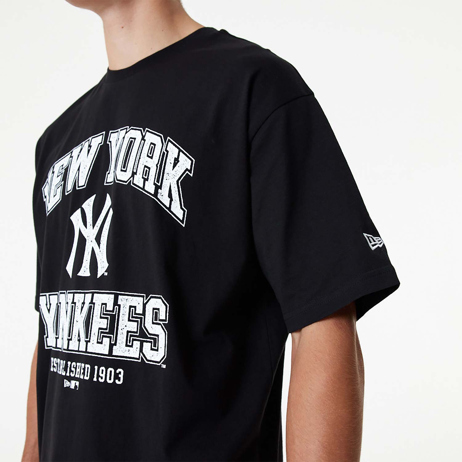New York Yankees MLB Arch Logo Black Oversized T-Shirt