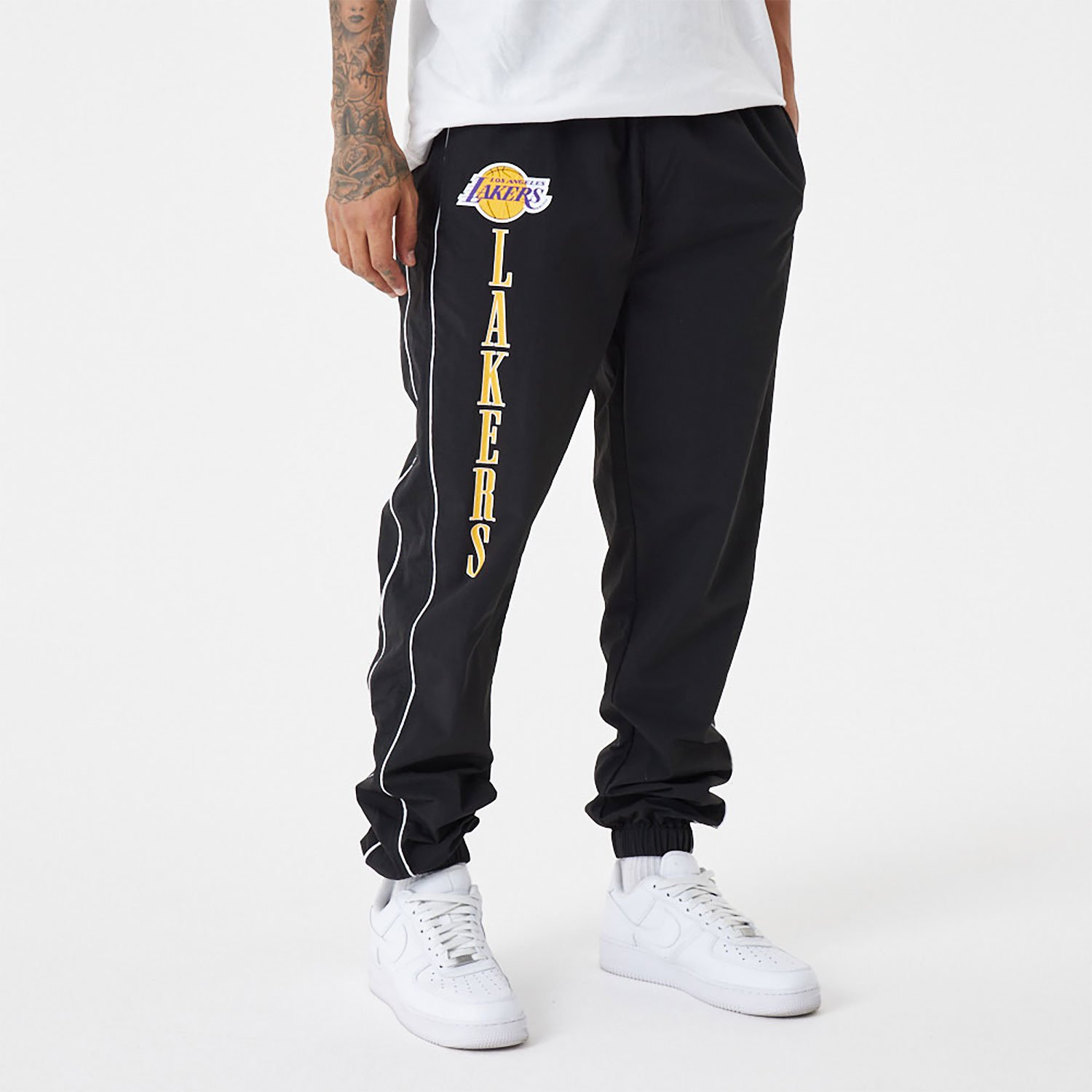 Nba street track pant offer at Factorie