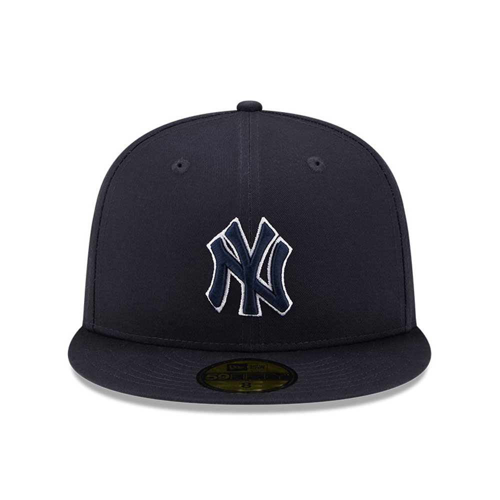 New Era 59FIFTY New York Yankees Fitted Hat Black Black Logo White Outline