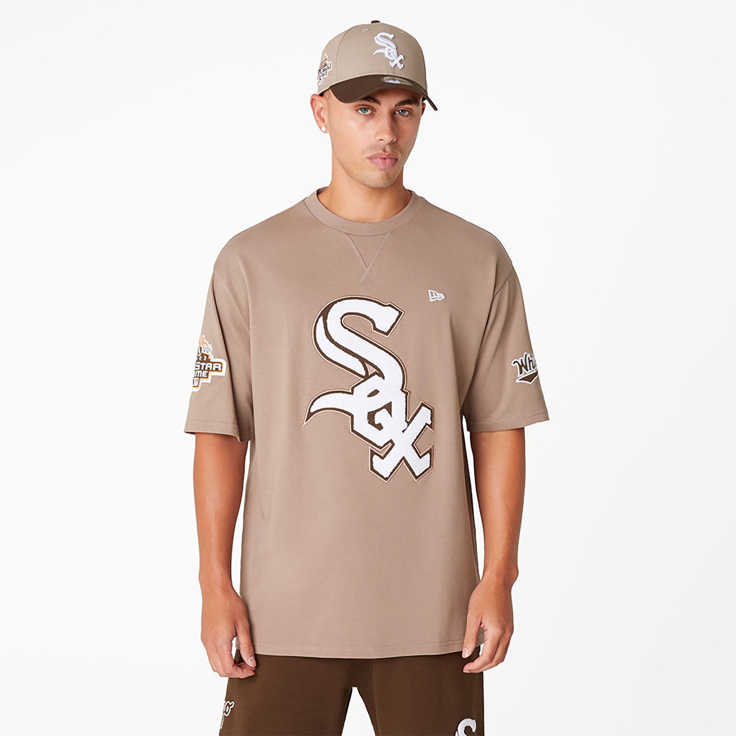 Chicago White Sox World Series Patch Brown Oversized T-Shirt
